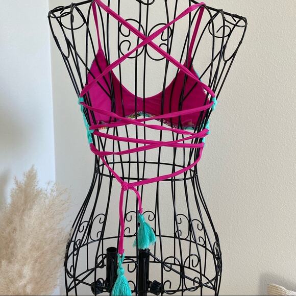 BECCA by Rebecca Virtue Green Floral Strappy Back Tassel Bikini Top Small NEW - Picture 4 of 8